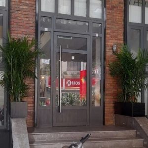 Cây cau hawai trồng chậu trong nhà